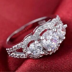 - Gorgeous lab created wedding/engagement ring